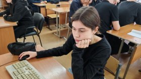 photo_5285455968315576096_y