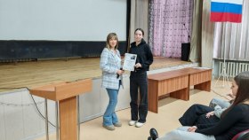 photo_5298626996629867498_y